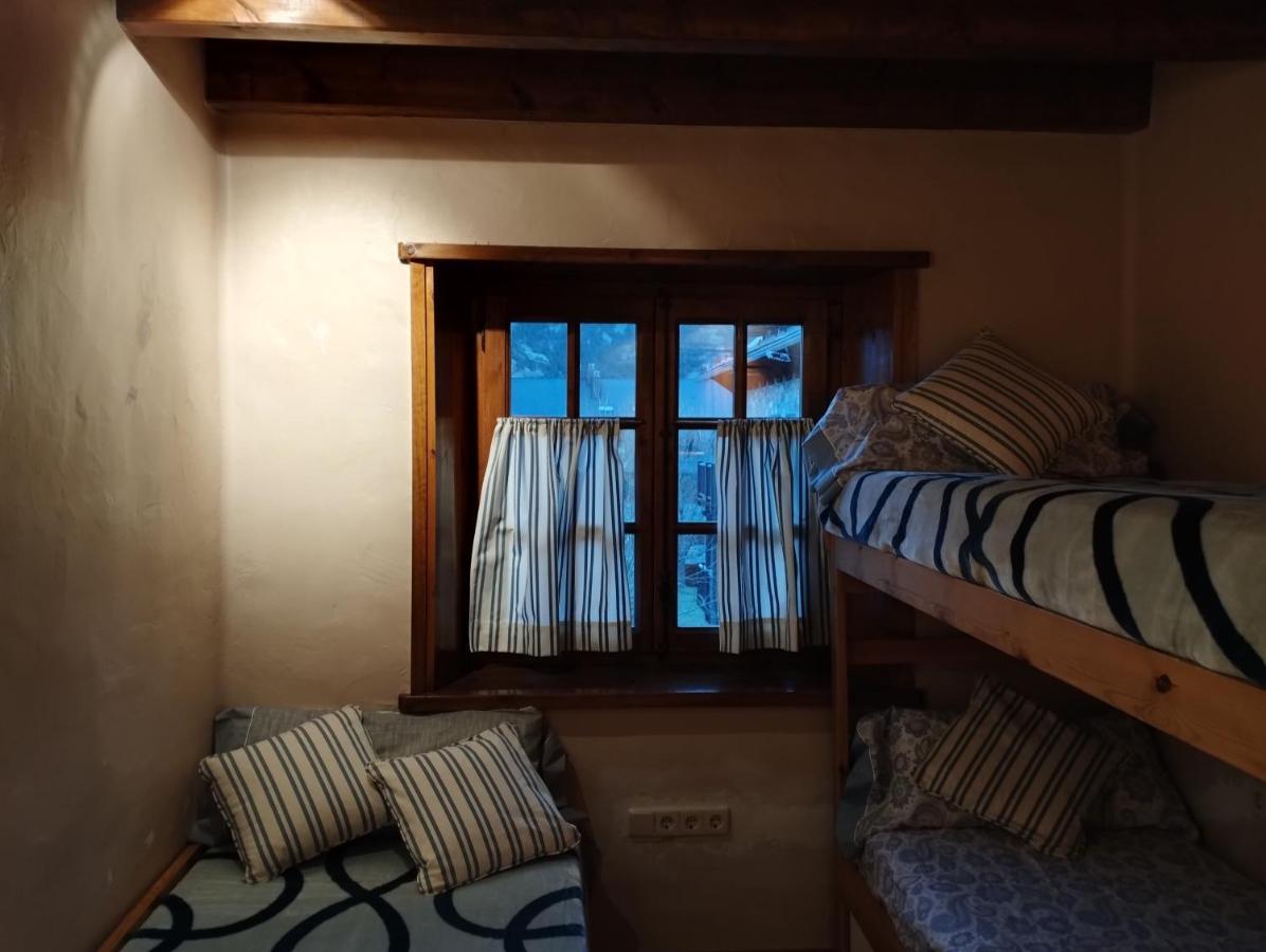 Esqui, Aigueestortes Y Boi-Tauell A Tus Pies En Ebrehogar Pla de l'Ermita Buitenkant foto