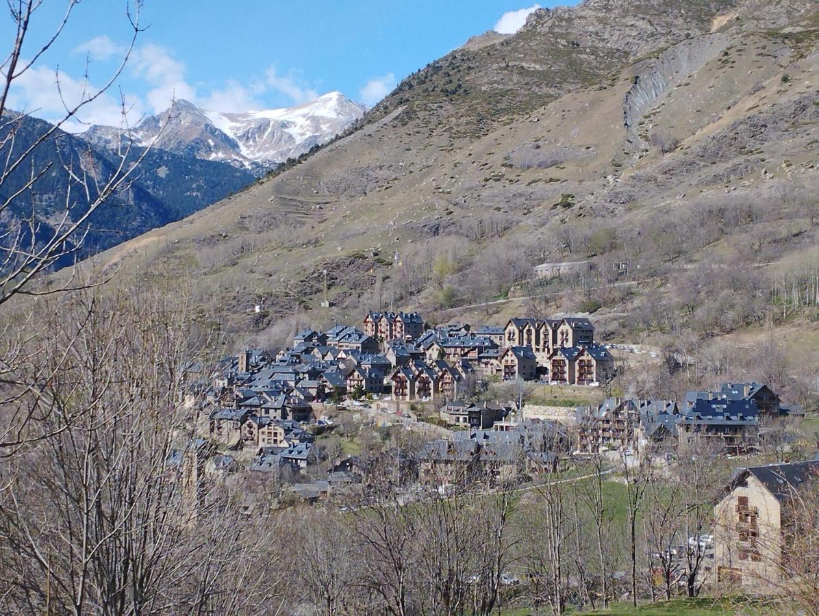 Esqui, Aigueestortes Y Boi-Tauell A Tus Pies En Ebrehogar Pla de l'Ermita Buitenkant foto